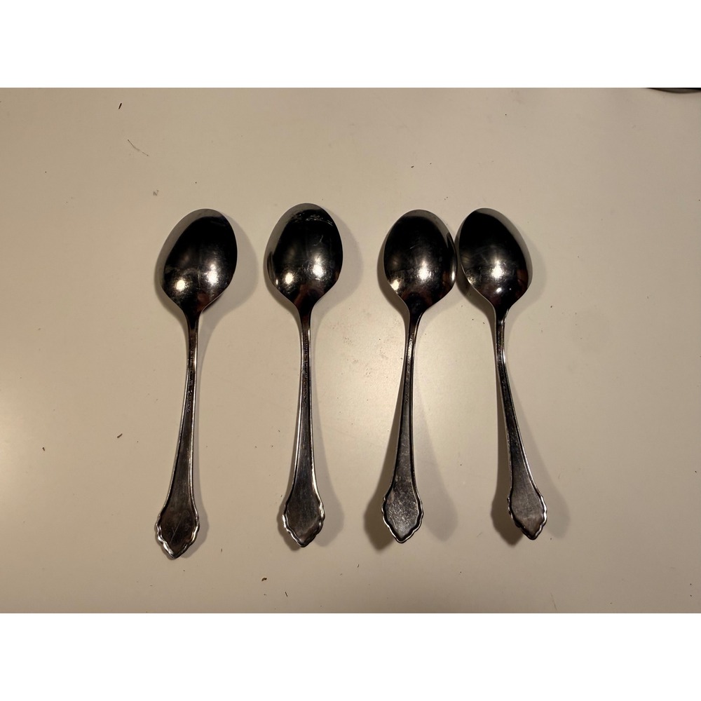 Wm A Rogers Oneida Deluxe Stainless Teaspoons Set of 4 Silverware Flatware